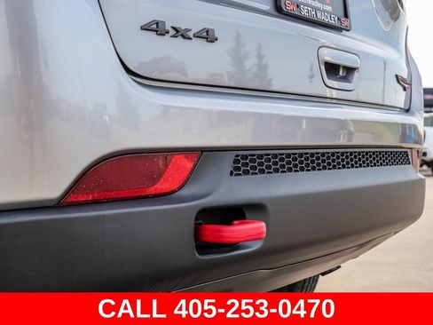 Used 2022 Jeep Compass Trailhawk AWD/4WD image 14