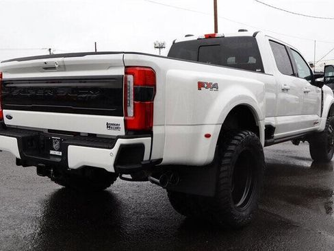 Used 2026 Ford F450 Platinum w/ FX4 Off-Road Package image 5