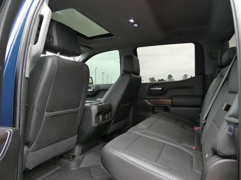 Used 2020 Chevrolet Silverado 1500 LT Trail Boss AWD/4WD image 19