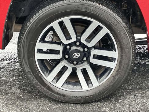 Used 2022 Toyota 4Runner Limited image 13