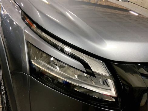 Used 2022 Nissan Pathfinder Platinum w/ Lighting Package (N93) image 27