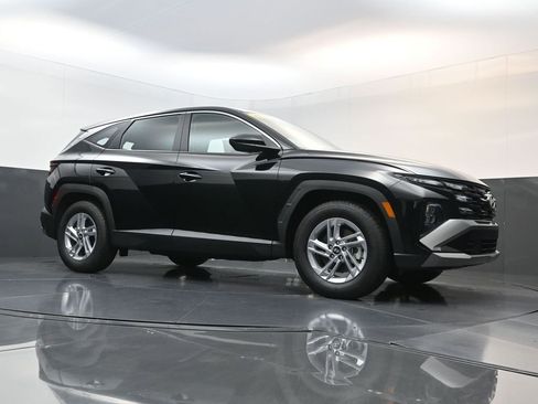 Used 2026 Hyundai Tucson SE FWD image 21