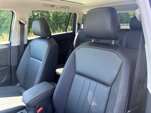 Used 2024 Volkswagen Tiguan Wolfsburg Edition w/ Panoramic Sunroof Package AWD/4WD image 24