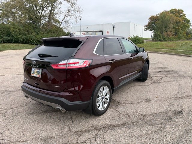 Used 2022 Ford Edge Titanium AWD/4WD image 2
