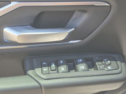 New 2026 RAM 1500 Big Horn AWD/4WD image 8