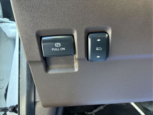 Used 2024 Ford F350 King Ranch AWD/4WD image 31