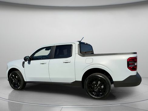 New 2026 Ford Maverick Lariat w/ Black Appearance Package image 19