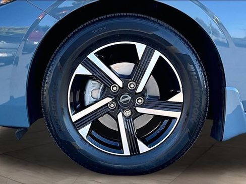 Certified 2025 Nissan Sentra SV FWD image 30