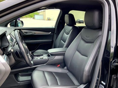 Used 2023 Cadillac XT5 Luxury FWD image 23