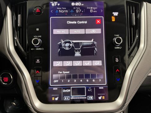 Used 2020 Subaru Outback Premium image 14