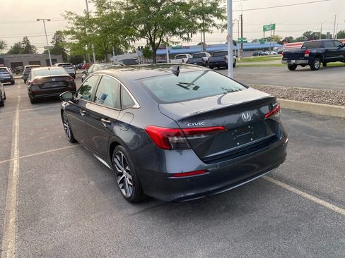 Used 2024 Honda Civic Touring image 7