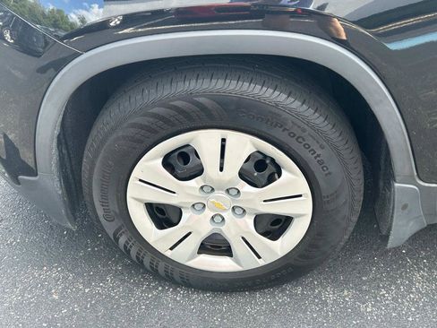 Used 2017 Chevrolet Trax LS image 9