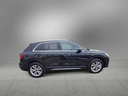Certified 2023 Audi Q3 2.0T Premium w/ Convenience Package image 9