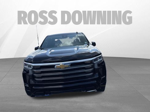 Used 2024 Chevrolet Silverado 1500 High Country w/ High Country Premium Package image 2