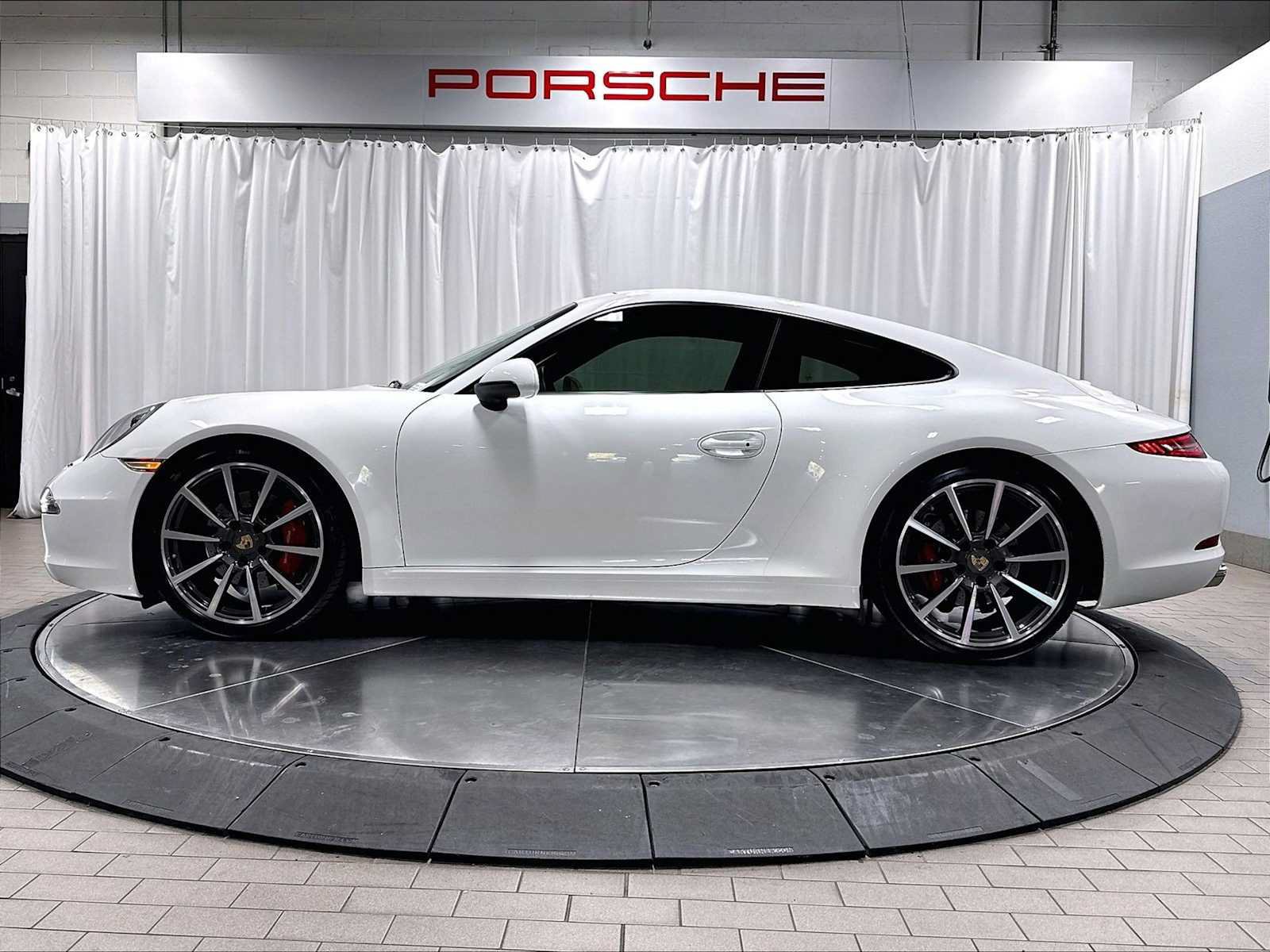Used 2013 Porsche 911 Carrera S RWD image 2