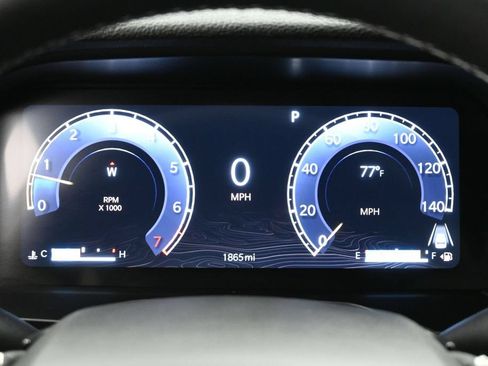 Used 2025 Jeep Grand Cherokee Altitude RWD image 8