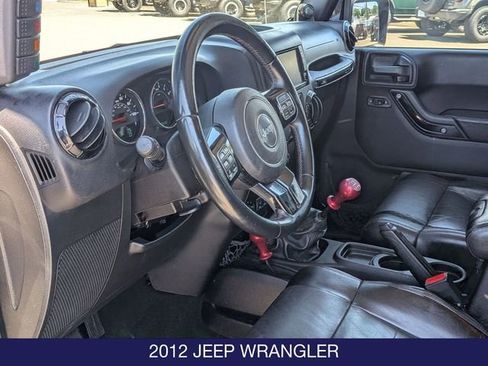 Used 2012 Jeep Wrangler Unlimited Sahara AWD/4WD image 12
