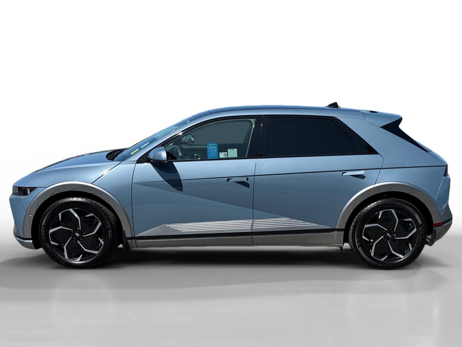 Certified 2024 Hyundai Ioniq 5 Limited RWD image 2