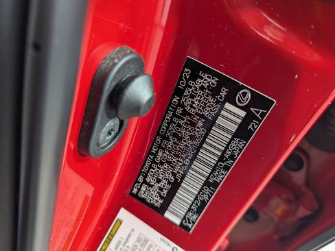 Used 2024 Lexus UX 250h FWD w/ Premium Package image 28