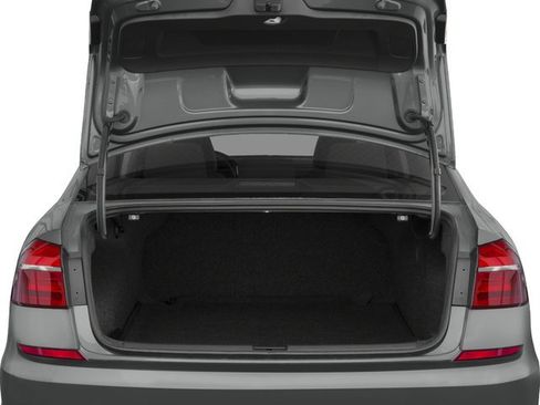 Used 2017 Volkswagen Passat 1.8T R-Line image 12