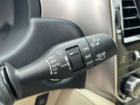 Used 2022 Lexus GX 460 Premium w/ Premium Package AWD/4WD image 23