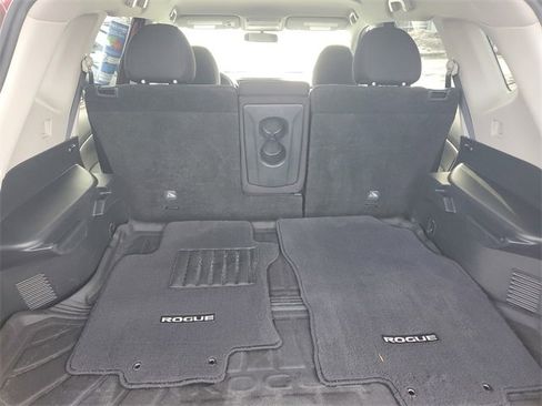 Used 2020 Nissan Rogue S image 8