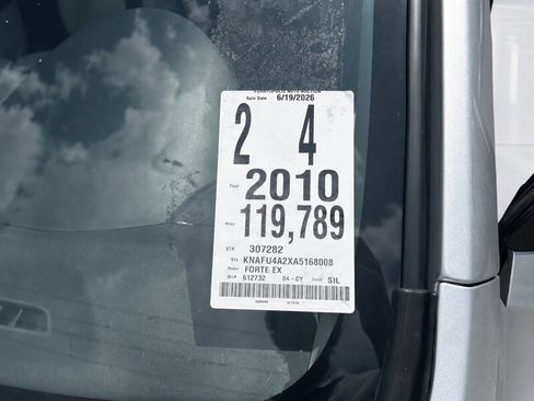 Used 2010 Kia Forte EX FWD image 35