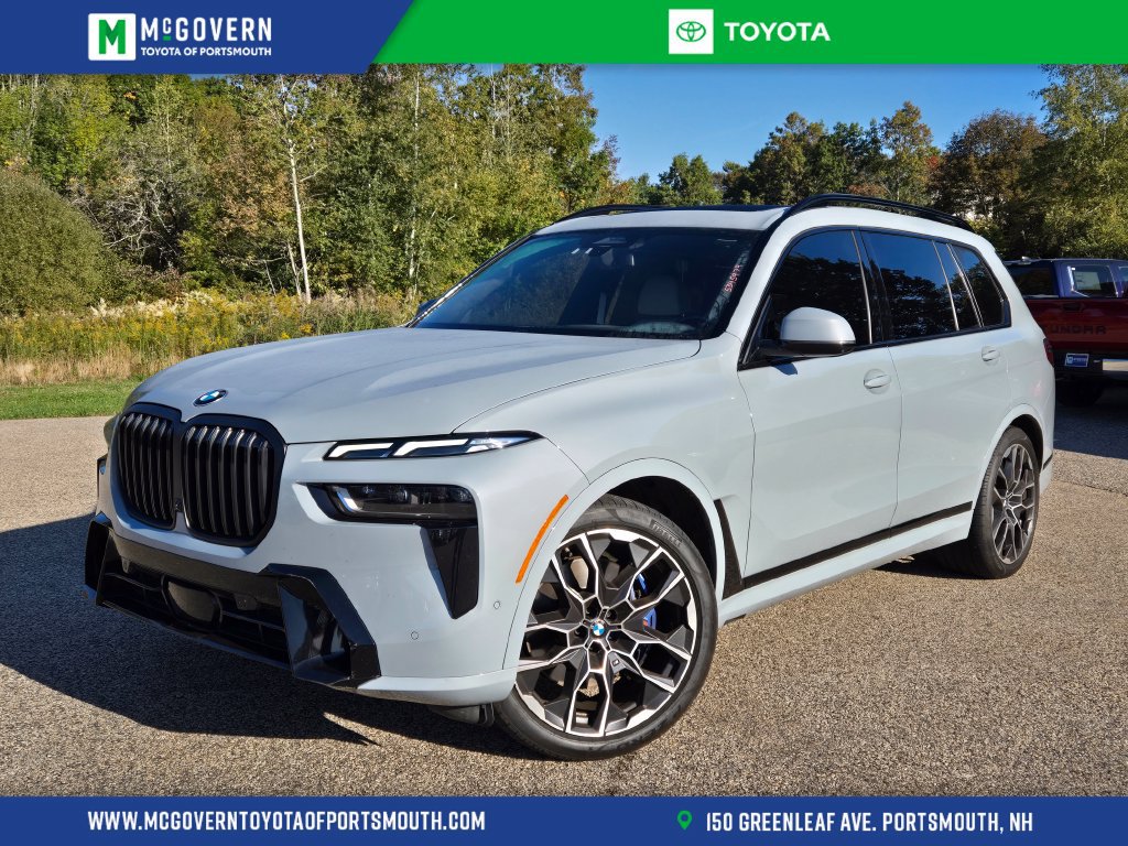 Used 2024 BMW X7 xDrive40i w/ M Sport Package AWD/4WD image 1