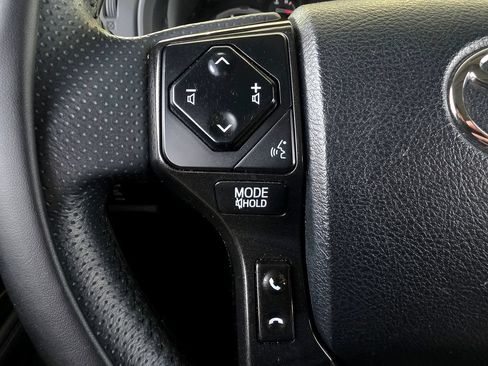 Used 2021 Toyota 4Runner TRD Off-Road Premium w/ Moonroof Package AWD/4WD image 24