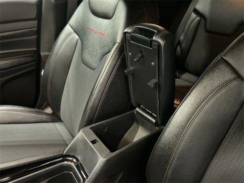 Used 2024 Jeep Compass Trailhawk image 21