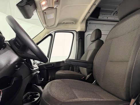Used 2023 RAM ProMaster 2500 FWD image 19