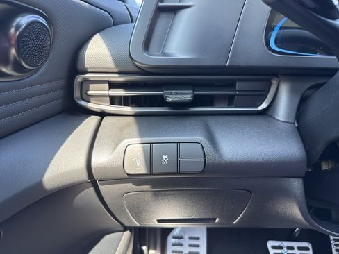 New 2025 Hyundai Elantra Sport image 27