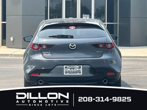 Used 2022 MAZDA MAZDA3 s FWD image 5