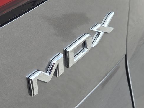 Certified 2026 Acura MDX w/ Technology Package FWD image 11