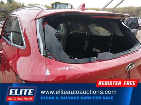 Used 2021 Kia Sorento EX FWD image 35