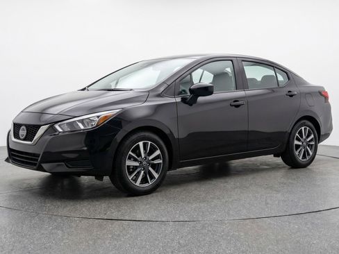 Used 2025 Nissan Versa SV FWD image 3