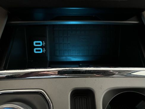 Used 2019 Ford Expedition XLT w/ Equipment Group 202A image 27