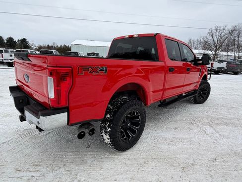 Used 2017 Ford F250 XLT w/ XLT Value Package image 10