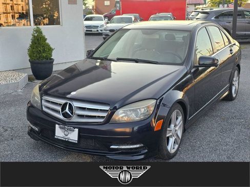 Used 2011 Mercedes-Benz C 300 4MATIC Sedan image 1