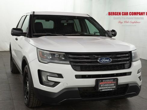 Used 2017 Ford Explorer 4WD Police Interceptor w/ Ready For The Road Package image 1