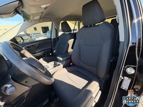Used 2023 Toyota RAV4 LE image 15