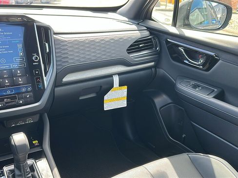 Certified 2025 Subaru Forester Limited image 25