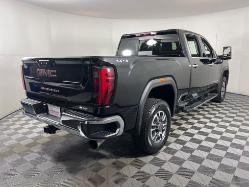 Certified 2024 GMC Sierra 2500 SLT w/ SLT Premium Package image 17
