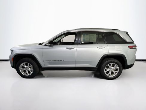 Used 2022 Jeep Grand Cherokee Limited image 8