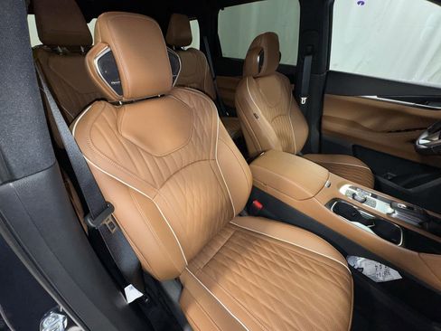 New 2026 INFINITI QX60 Autograph w/ Dark Cargo Package image 36