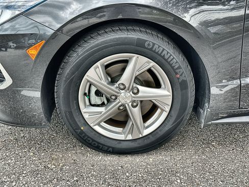 Used 2021 Hyundai Sonata SE FWD image 14