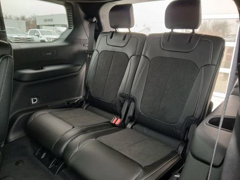 New 2025 Jeep Grand Cherokee L Laredo AWD/4WD image 14