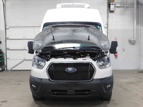 Used 2023 Ford Transit 250 High Roof AWD w/ Exterior Upgrade Package image 16