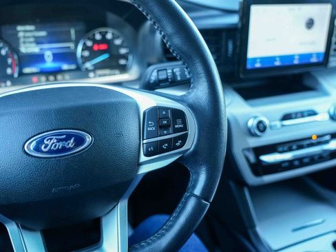 Certified 2023 Ford Explorer XLT AWD/4WD image 35