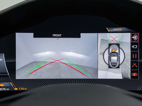 Certified 2022 Ferrari Roma image 42